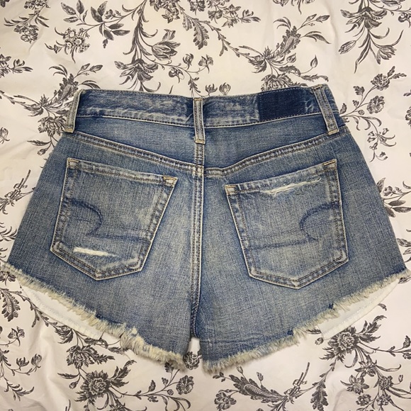 American Eagle outfitters ripped denim shorts - High waisted - Picture 2 of 2